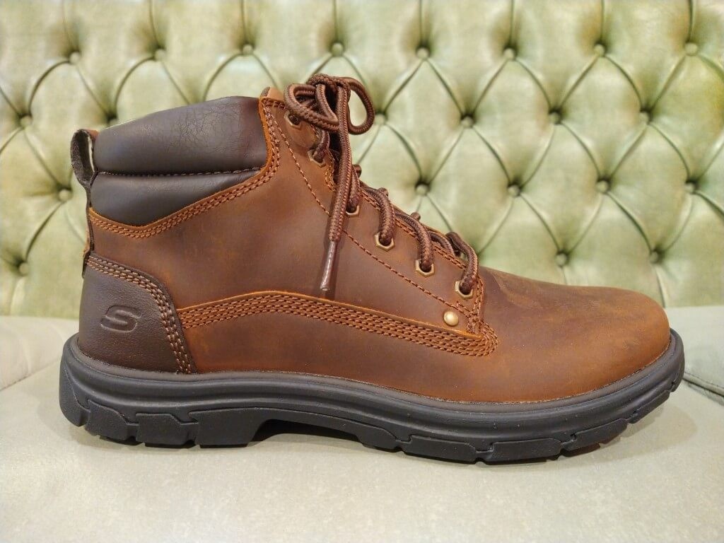 sketchers brown boots