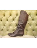 Soft leather boot with pointed top, by Felmini