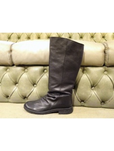Tall black boots for ladies, by Felmini
