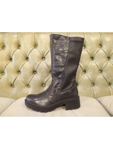 Calf boots with mid heel, made in Italy