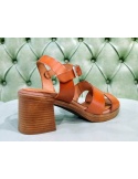 Leather sandals in tan colour