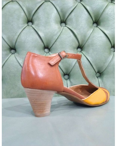 Pumps with t-strap, made in Italy. 5 cm heel, genuine leather, lavorazione artigiana shoes